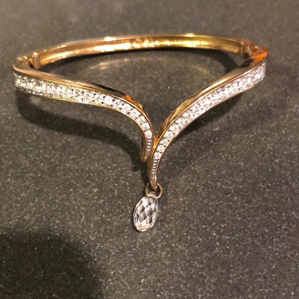 Swarovski bracelet. Worn a few times.